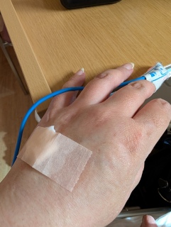 �������I